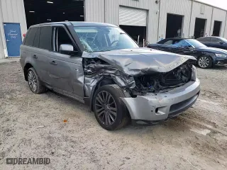 2011 Land Rover Range Rover Sport HSE LUX with VIN SALSK2D40BA714227, listed as a Copart auction lot 83686964 with 116,465 mi miles and Salvage Title. Bid and sale history available at carsss.com. Image 12.