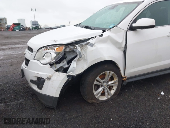 2015 Chevrolet Equinox LT with VIN 2GNALBEK2F6298012, listed as a IAAI auction lot 41960936 with 105,617 mi miles. Bid and sale history available at carsss.com. Image 14.