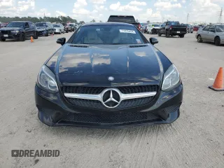 2017 Mercedes-Benz SLC 300 z VIN WDDPK3JA9HF130892, wystawiony jako Copart lot #71975454 z przebiegiem 60 190 mil mil oraz Szkody całkowita. Historia ofert i sprzedaży dostępna na DreamBid. Obrazek 5.