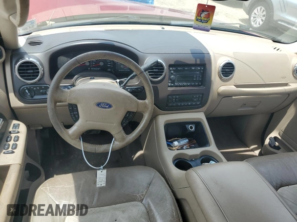 2004 Ford Expedition Eddie Bauer z VIN 1FMPU17LX4LB23782, wystawiony jako Copart lot #58600625 z przebiegiem 153 982 mil mil oraz Szkoda całkowita • Salvage title. Historia ofert i sprzedaży dostępna na DreamBid. Obrazek 8.
