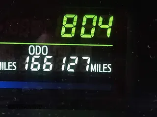 2012 Toyota Prius Two z VIN JTDZN3EU6C3100001, wystawiony jako IAAI lot #42080287 z przebiegiem 166 127 mil mil oraz . Historia ofert i sprzedaży dostępna na DreamBid. Obrazek 16.