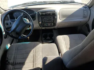 1997 Ford Ranger XLT with VIN 1FTCR14X9VPA46098, listed as a Copart auction lot 45974715 with 115,151 mi miles and Salvage title. Bid and sale history available at DreamBid. Image 8.