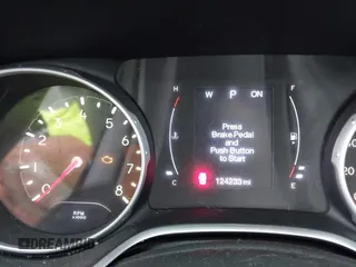 2018 Jeep Compass Sport с VIN 3C4NJCABXJT271687, выставлен на аукционе IAAI как лот 42644247 с пробегом 124 233 миль миль и . История ставок и продаж доступна на DreamBid. Изображение 7.