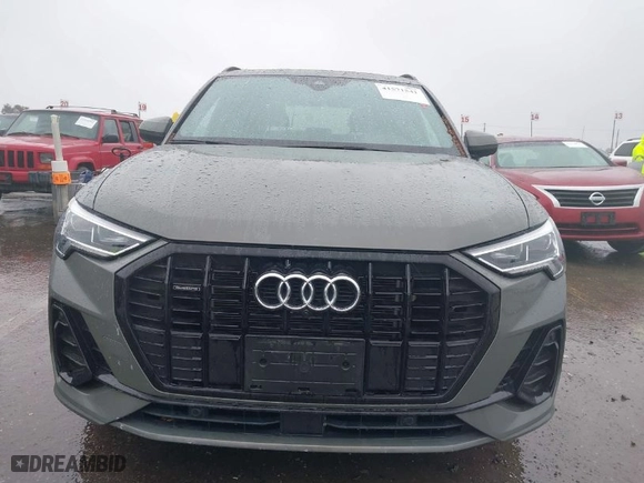 2022 Audi Q3 S line Premium Plus with VIN WA1EECF37N1144005, listed as a IAAI auction lot 41571541 with 32,719 mi miles. Bid and sale history available at carsss.com. Image 6.