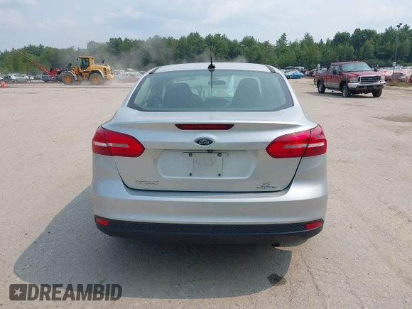 2015 Ford Focus SE с VIN 1FADP3F21FL203452, выставлен на аукционе IAAI как лот 40119573 с пробегом 143 915 миль миль и . История ставок и продаж доступна на DreamBid. Изображение 15.