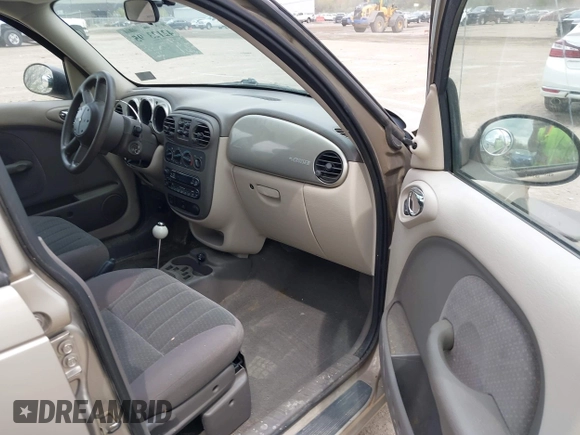 2004 Chrysler PT Cruiser z VIN 3C4FY48B34T267514, wystawiony jako IAAI lot #42123495 z przebiegiem 98 573 mil mil oraz . Historia ofert i sprzedaży dostępna na DreamBid. Obrazek 5.
