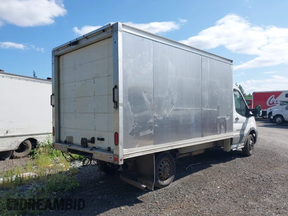 2021 Ford Transit with VIN 1FDBF6Z82MKA96495, listed as a IAAI auction lot 42410967 with 58,254 mi miles and . Bid and sale history available at DreamBid. Image 4.
