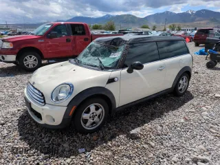 2011 MINI Clubman z VIN WMWZF3C55BT188026, wystawiony jako Copart lot #56995135 z przebiegiem 93 488 mil mil oraz Szkoda całkowita • Salvage title. Historia ofert i sprzedaży dostępna na DreamBid. Obrazek 1.