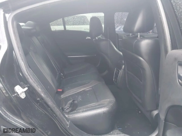 2015 Dodge Charger SXT with VIN 2C3CDXHG4FH768827, listed as a IAAI auction lot 41715030 with 117,485 mi miles. Bid and sale history available at carsss.com. Image 8.
