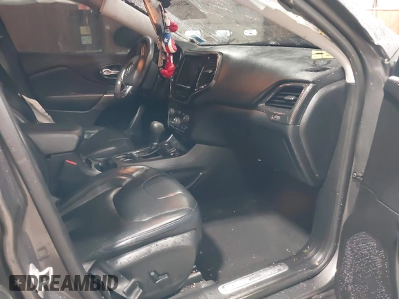 2019 Jeep Cherokee Limited with VIN 1C4PJMDX0KD447210, listed as a IAAI auction lot 42168429 with 51,408 mi miles and . Bid and sale history available at DreamBid. Image 5.