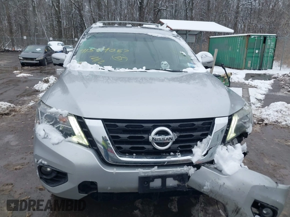 2017 Nissan Pathfinder SV with VIN 5N1DR2MM2HC625876, listed as a IAAI auction lot 41564057 with 168,235 mi miles. Bid and sale history available at carsss.com. Image 12.