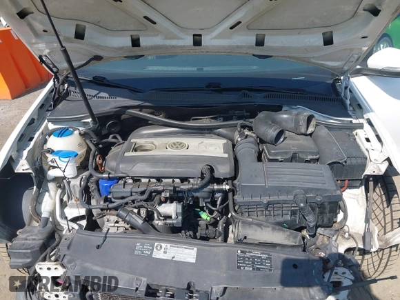 2010 Volkswagen Golf GTI with VIN WVWGV7AJ0AW245797, listed as a IAAI auction lot 42563626 with 127,932 mi miles and . Bid and sale history available at DreamBid. Image 10.