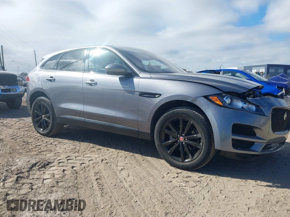 2020 Jaguar F-Pace 25t Prestige z VIN SADCK2FXXLA660346, wystawiony jako IAAI lot #41482264 z przebiegiem 36 160 mil mil oraz . Historia ofert i sprzedaży dostępna na DreamBid. Obrazek 1.