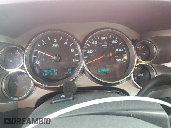 2010 GMC Sierra 1500 SLE z VIN 1GTSKVE34AZ108492, wystawiony jako Copart lot #51962095 z przebiegiem 248 816 mil mil oraz Czysty tytuł • Clean title. Historia ofert i sprzedaży dostępna na DreamBid. Obrazek 9.