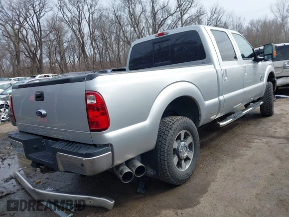 2011 Ford F-250 XL z VIN 1FT7W2BT5BEA16071, wystawiony jako IAAI lot #41666621 z przebiegiem 181 497 mil mil oraz . Historia ofert i sprzedaży dostępna na DreamBid. Obrazek 4.
