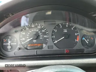 1997 BMW 3 Series Z3 1.9 с VIN 4USCH7328VLB79533, выставлен на аукционе Copart как лот 55070475 с пробегом 196 621 миль миль и Списание • Salvage title. История ставок и продаж доступна на DreamBid. Изображение 9.