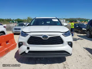 2020 Toyota Highlander XLE with VIN 5TDGZRAH7LS029834, listed as a IAAI auction lot 41833583 with 36,666 mi miles. Bid and sale history available at carsss.com. Image 12.