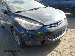 2011 Hyundai Elantra GLS с VIN KMHDH4AE7BU096521, выставлен на аукционе IAAI как лот 41907714 с пробегом 157 136 миль миль и . История ставок и продаж доступна на DreamBid. Изображение 12.