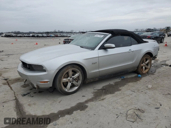 2011 Ford Mustang GT with VIN 1ZVBP8FF1B5132606, listed as a Copart auction lot 44077645 with 173,690 mi miles and Clean Title. Bid and sale history available at DreamBid. Image 1.