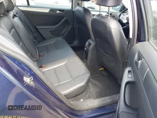 2013 Volkswagen Jetta SE with VIN 3VWDP7AJ7DM385781, listed as a IAAI auction lot 42160368 with 95,550 mi miles and . Bid and sale history available at DreamBid. Image 8.