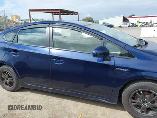 2015 Toyota Prius Four with VIN JTDKN3DU4F0443298, listed as a IAAI auction lot 41896720 with 288,809 mi miles and . Bid and sale history available at carsss.com. Image 13.