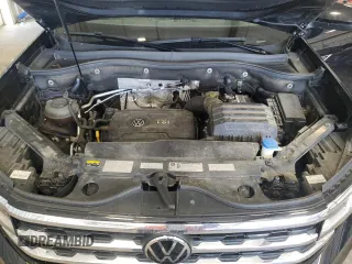 2020 Volkswagen Atlas SE with VIN 1V26C2CAXLC202539, listed as a Copart auction lot 60531385 with 116,258 mi miles and Salvage title. Bid and sale history available at DreamBid. Image 12.