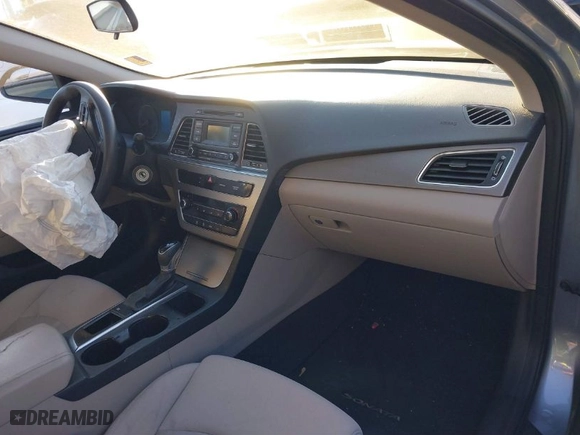 2017 Hyundai Sonata SE with VIN 5NPE24AF0HH568287, listed as a IAAI auction lot 41272571 with 1 mi miles. Bid and sale history available at carsss.com. Image 5.