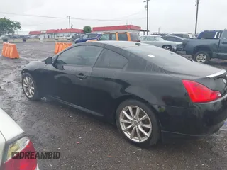 2013 Infiniti G37 IPL with VIN JN1CV6EK8DM920214, listed as a IAAI auction lot 42150055 with 107,977 mi miles. Bid and sale history available at carsss.com. Image 14.