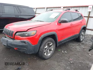 2019 Jeep Cherokee Trailhawk with VIN 1C4PJMBX4KD337408, listed as a IAAI auction lot 41788054 with 42,365 mi miles and . Bid and sale history available at DreamBid. Image 17.