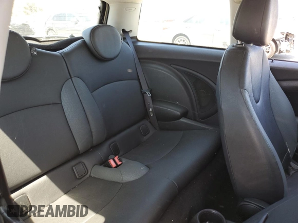 2010 MINI Hardtop with VIN WMWMF3C53ATU79777, listed as a Copart auction lot 55530175 with 177,225 mi miles and Clean title. Bid and sale history available at DreamBid. Image 10.