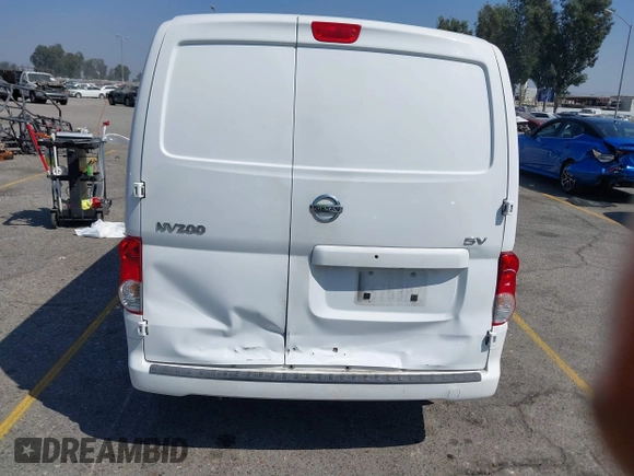 2018 Nissan NV200 S with VIN 3N6CM0KN8JK701483, listed as a IAAI auction lot 40394103 with 95,566 mi miles and . Bid and sale history available at DreamBid. Image 17.