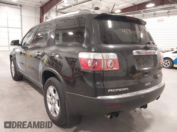 2011 GMC Acadia SLE with VIN 1GKKVPED1BJ134127, listed as a IAAI auction lot 41731793 with 136,126 mi miles. Bid and sale history available at carsss.com. Image 3.