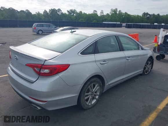 2016 Hyundai Sonata SE with VIN 5NPE24AF9GH355823, listed as a IAAI auction lot 42081692 with 156,394 mi miles and . Bid and sale history available at carsss.com. Image 4.