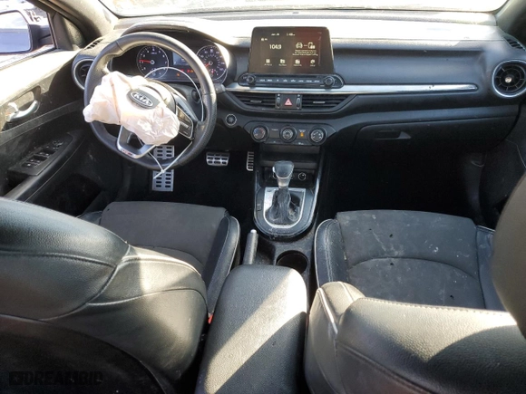 2020 Kia Forte GT-Line with VIN 3KPF34AD4LE253926, listed as a Copart auction lot 42984225 with 113,180 mi miles and Salvage Title. Bid and sale history available at carsss.com. Image 8.