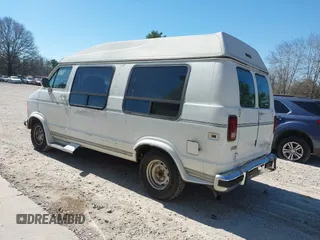 1992 Dodge Cargo with VIN 2B6HB21Y9NK146890, listed as a IAAI auction lot 41667306 with 168,918 mi miles. Bid and sale history available at carsss.com. Image 3.
