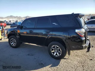 2021 Toyota 4Runner TRD Off Road with VIN JTEPU5JR9M5883825, listed as a Copart auction lot 84967664 with 52,593 mi miles and Salvage Title. Bid and sale history available at carsss.com. Image 2.