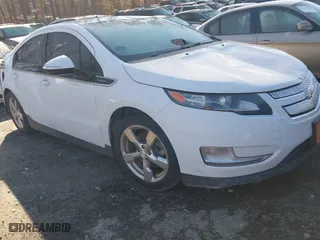 2013 Chevrolet Volt with VIN 1G1RA6E42DU119517, listed as a IAAI auction lot 41767994 with 1 mi miles. Bid and sale history available at carsss.com. Image 1.