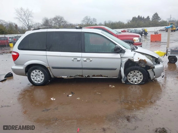 2006 Chrysler Town & Country SWB with VIN 1A4GP45R86B746860, listed as a IAAI auction lot 41728723 with NaN miles. Bid and sale history available at carsss.com. Image 14.