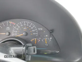 1994 Pontiac Firebird Firebird с VIN 2G2FS22S9R2221658, выставлен на аукционе IAAI как лот 42478866 с пробегом 667 659 миль миль и . История ставок и продаж доступна на DreamBid. Изображение 7.