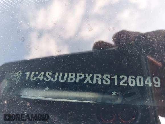 2024 Jeep Wagoneer Series II z VIN 1C4SJUBPXRS126049, wystawiony jako IAAI lot #42472860 z przebiegiem 56 756 mil mil oraz . Historia ofert i sprzedaży dostępna na DreamBid. Obrazek 9.