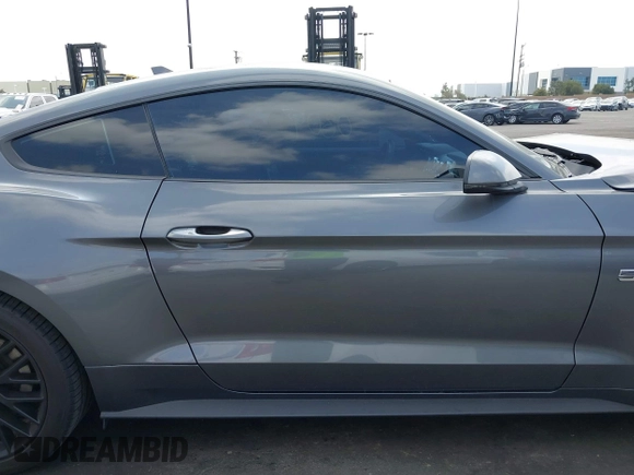 2021 Ford Mustang GT z VIN 1FA6P8CF0M5104894, wystawiony jako IAAI lot #41903098 z przebiegiem 38 794 mil mil oraz . Historia ofert i sprzedaży dostępna na DreamBid. Obrazek 14.