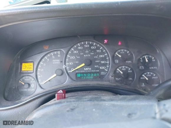 2000 Chevrolet Silverado 2500 LT with VIN 1GCGK29U9YE375586, listed as a IAAI auction lot 41871108 with NaN miles. Bid and sale history available at carsss.com. Image 7.