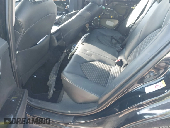 2019 Toyota Camry LE z VIN 4T1B11HK1KU686574, wystawiony jako IAAI lot #40650885 z przebiegiem 112 269 mil mil oraz . Historia ofert i sprzedaży dostępna na DreamBid. Obrazek 8.