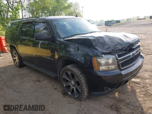 2007 Chevrolet Suburban LT с VIN 1GNFK16317J312027, выставлен на аукционе IAAI как лот 42214940 с пробегом 305 088 миль миль и . История ставок и продаж доступна на DreamBid. Изображение 1.