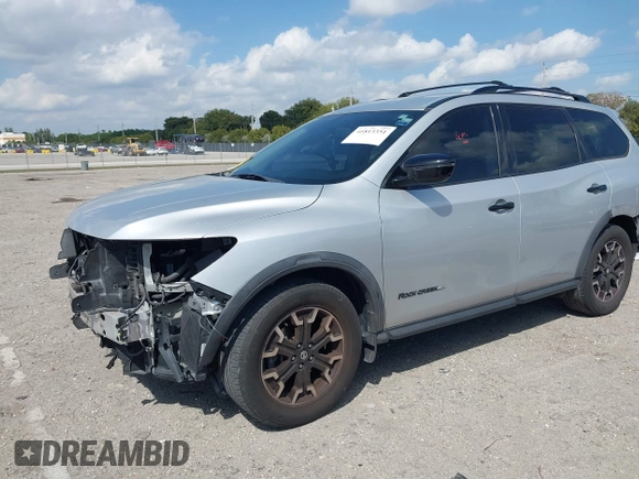2019 Nissan Pathfinder S z VIN 5N1DR2MN4KC637723, wystawiony jako IAAI lot #41813351 z przebiegiem 100 227 mil mil oraz . Historia ofert i sprzedaży dostępna na DreamBid. Obrazek 18.