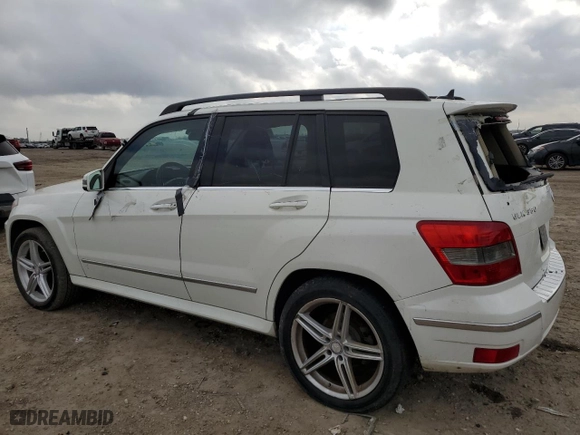 2012 Mercedes-Benz GLK-Class GLK 350 with VIN WDCGG5GB9CF868203, listed as a Copart auction lot 43923895 with 182,880 mi miles and Clean Title. Bid and sale history available at carsss.com. Image 2.