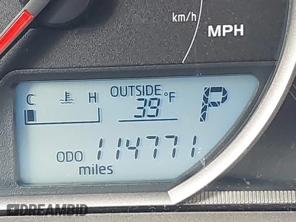 2013 Toyota RAV4 XLE with VIN JTMRFREV6DD026616, listed as a IAAI auction lot 41925511 with 114,771 mi miles and . Bid and sale history available at carsss.com. Image 15.