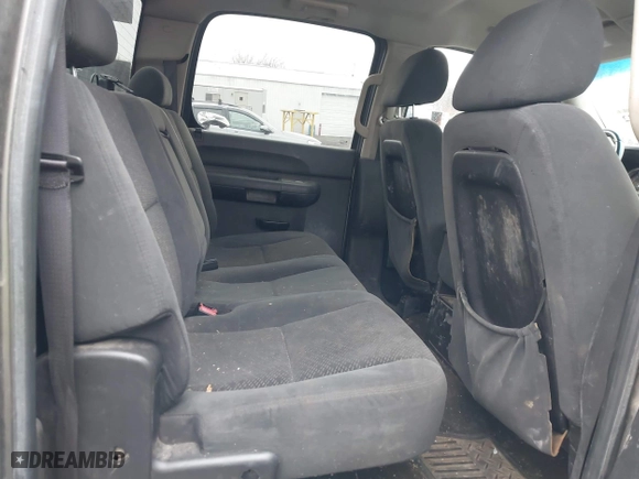 2007 Chevrolet Silverado 1500 LTZ with VIN 2GCEK13M571581790, listed as a IAAI auction lot 41663432 with 184,977 mi miles. Bid and sale history available at carsss.com. Image 8.