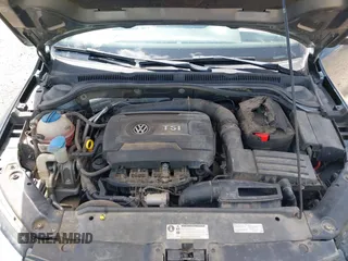 2014 Volkswagen Jetta SE z VIN 3VWD17AJ8EM286230, wystawiony jako IAAI lot #42735736 z przebiegiem 181 617 mil mil oraz . Historia ofert i sprzedaży dostępna na DreamBid. Obrazek 10.