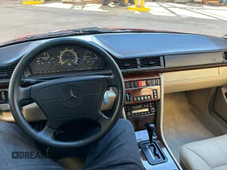 1995 Mercedes-Benz E Class with VIN WDBEA66EXSC257255, listed as a Copart auction lot 78528534 with 115,255 mi miles and Clean Title. Bid and sale history available at carsss.com. Image 9.